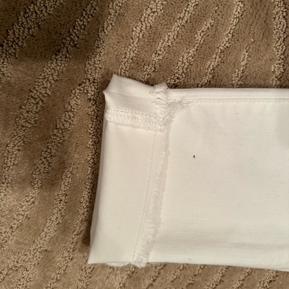 A.n.a White Denim Capris- sz 14 - Picture 3 of 3